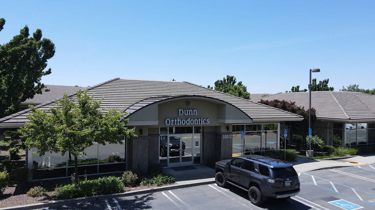 Dunn Orthodontics dental practice exterior in Woodbury, Minnesota on a sunny day.
